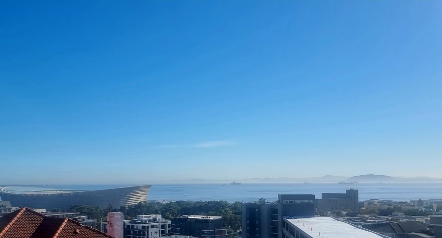 To Let 2 Bedroom Property for Rent in Green Point Western Cape